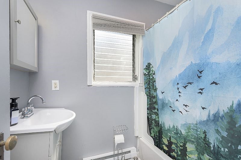 Furnished Finder property 404605_2 photo 13