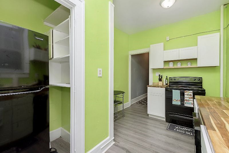 Furnished Finder property 404605_2 photo 20
