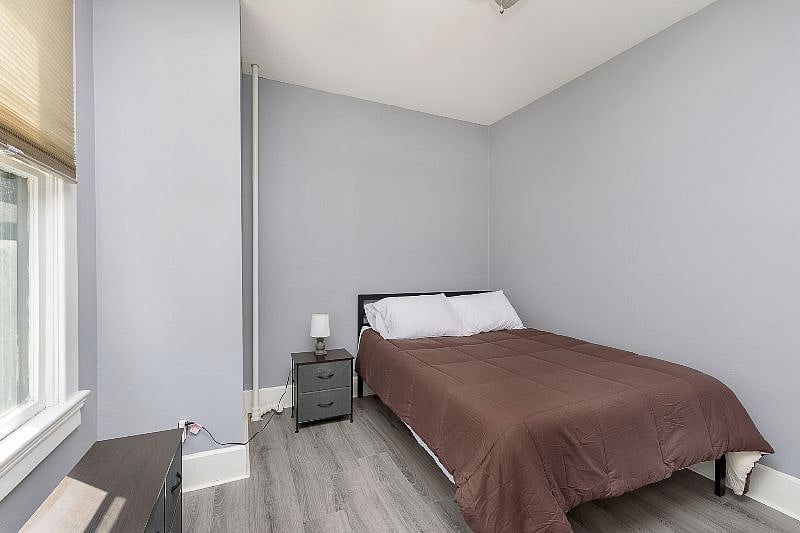 Furnished Finder property 404605_2 photo 22