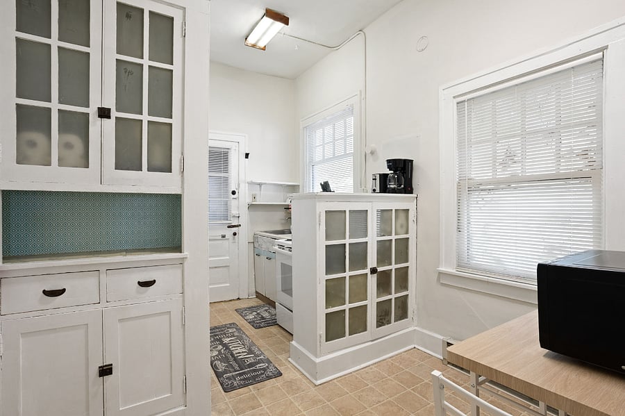 Furnished Finder property 404605_3 photo 13