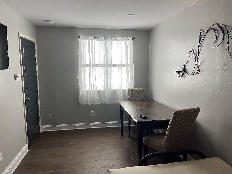 Furnished Finder property 404619_1 photo 3