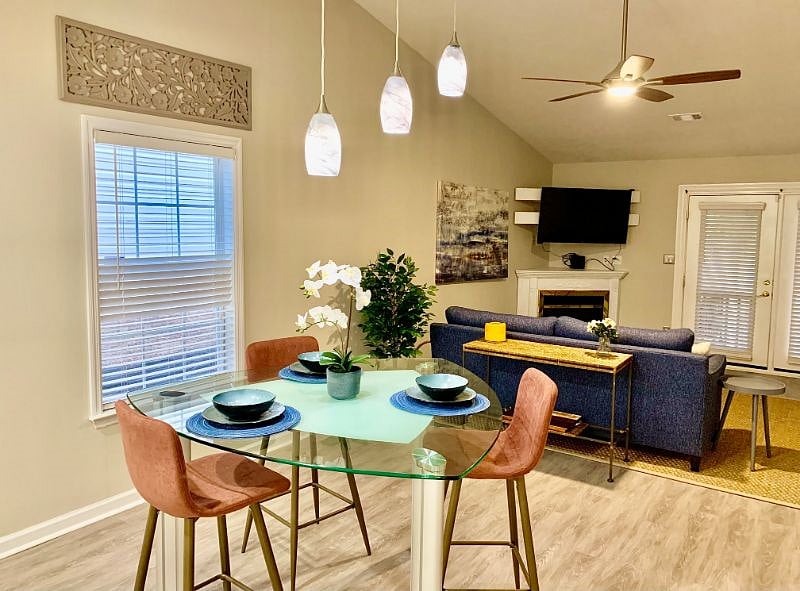 Furnished Finder property 404628_1 photo 4