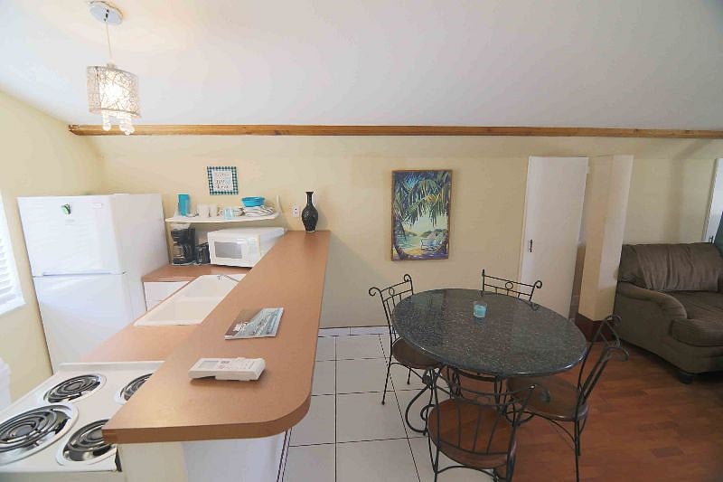 Furnished Finder property 404636_1 photo 4