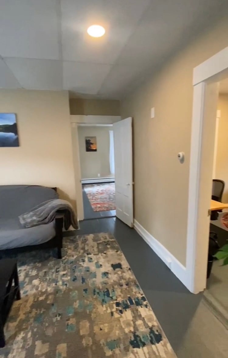 Furnished Finder property 404638_1 photo 4