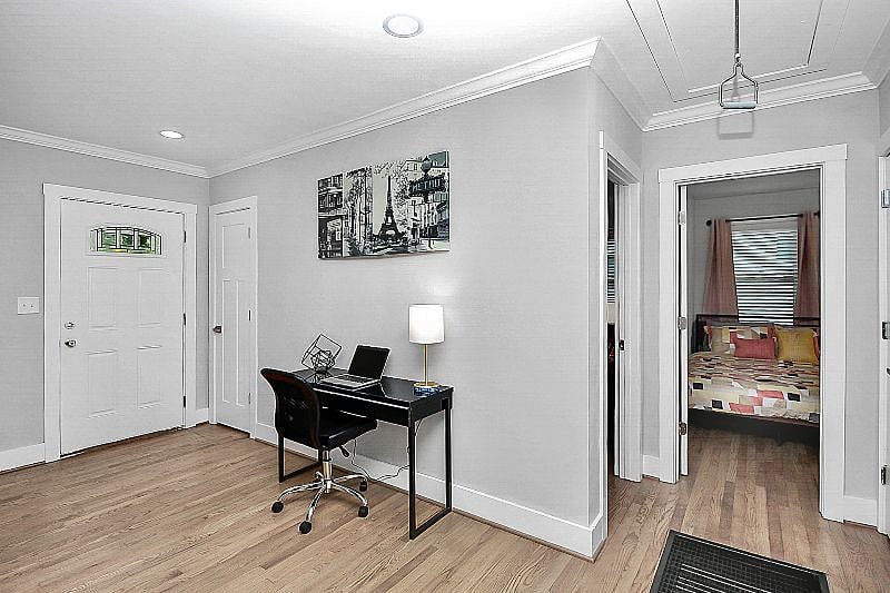 Dedicated Workspace with high-speed internet.
