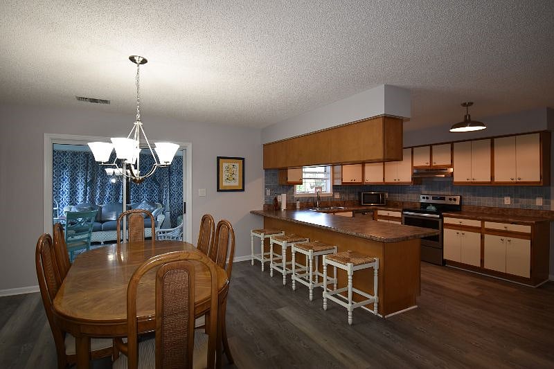 Furnished Finder property 404641_1 photo 4