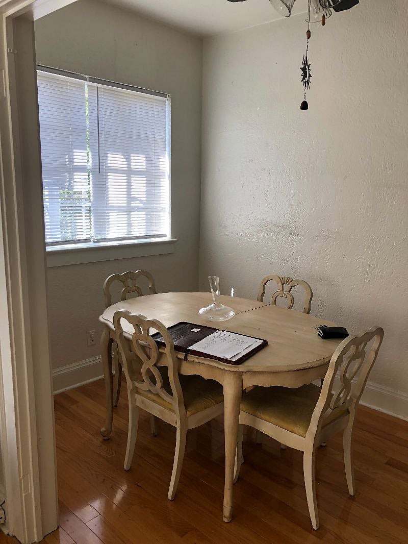 Furnished Finder property 404673_1 photo 3