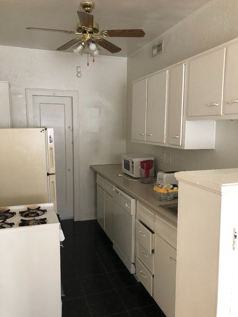 Furnished Finder property 404673_1 photo 4
