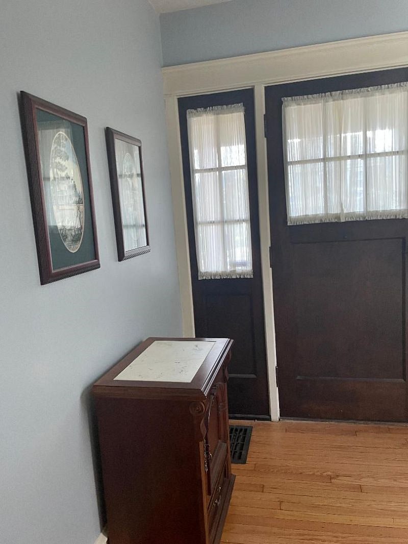 Furnished Finder property 404680_1 photo 3