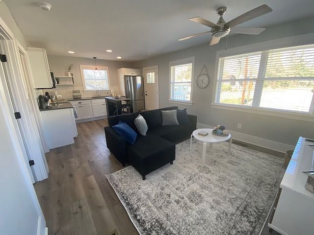 Furnished Finder property 404689_1 photo 7