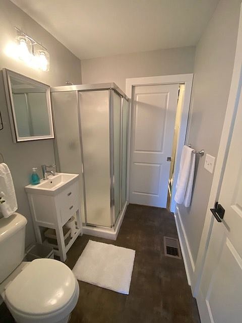 Furnished Finder property 404689_1 photo 17