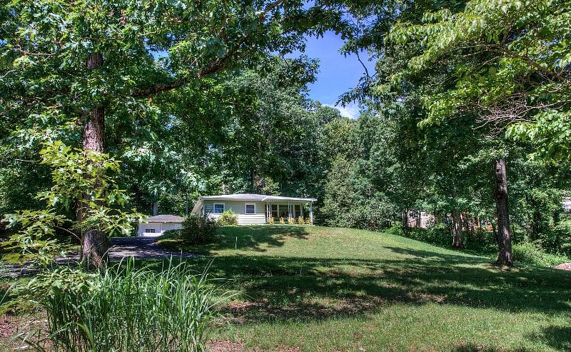 Furnished Finder property 404725_1 photo 24