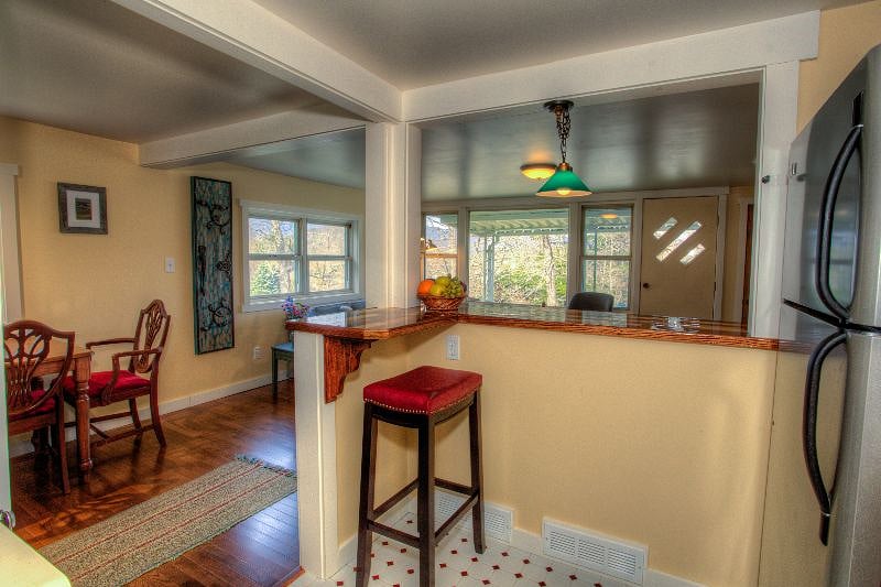 Furnished Finder property 404725_1 photo 15