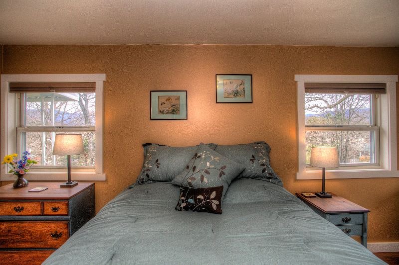 Furnished Finder property 404725_1 photo 3