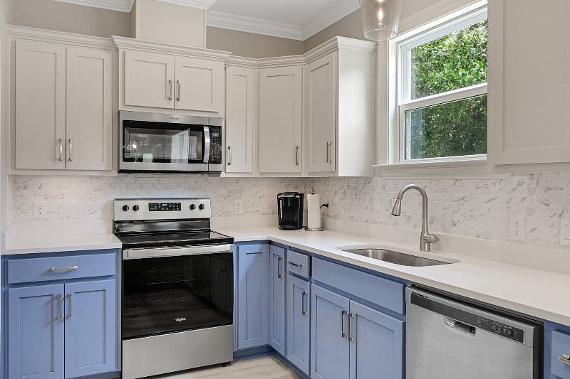 Furnished Finder property 404733_1 photo 12