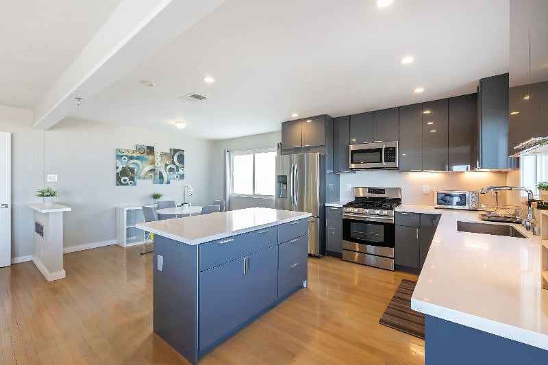 Furnished Finder property 404738_1 photo 4