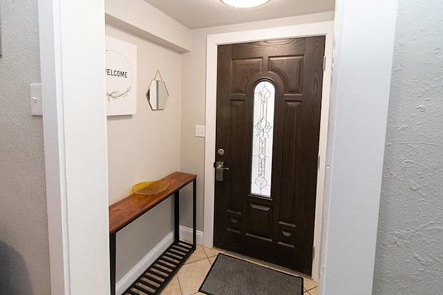 Furnished Finder property 404756_1 photo 4