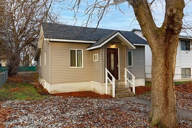 Furnished Finder property 404756_1 photo 17