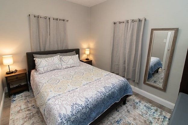 Furnished Finder property 404756_1 photo 25