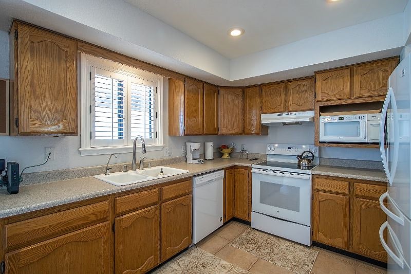 Furnished Finder property 404771_1 photo 4