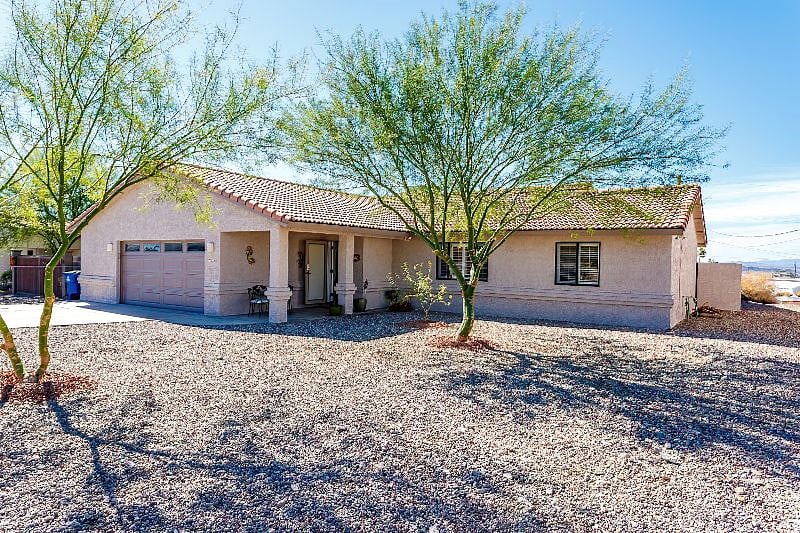 Furnished Finder property 404771_1 photo 17