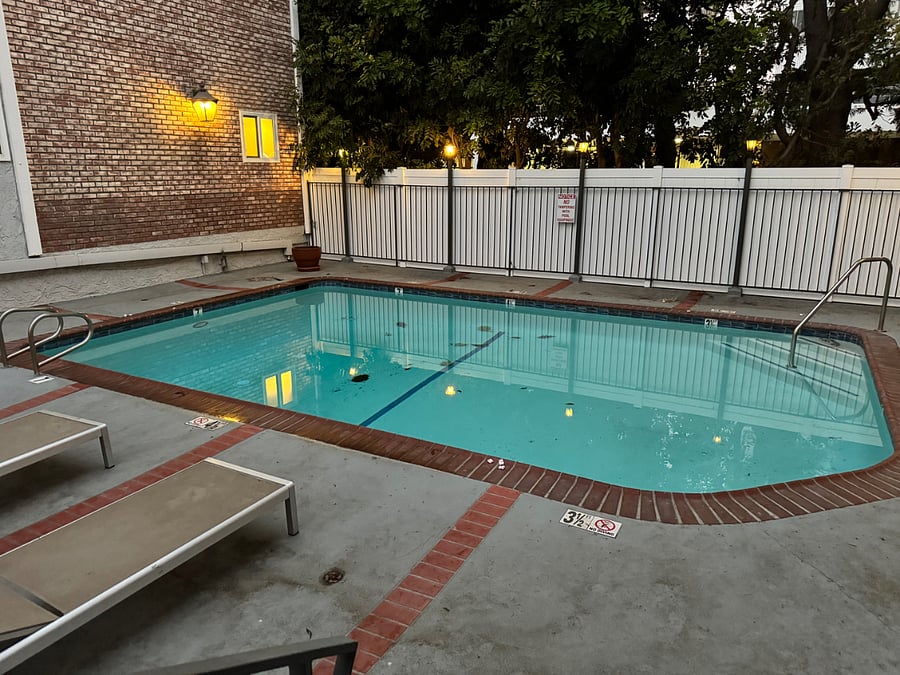 Furnished Finder property 404799_1 photo 13