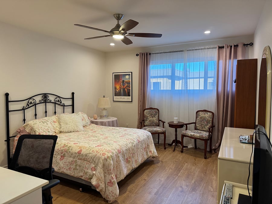 Furnished Finder property 404799_1 photo 15