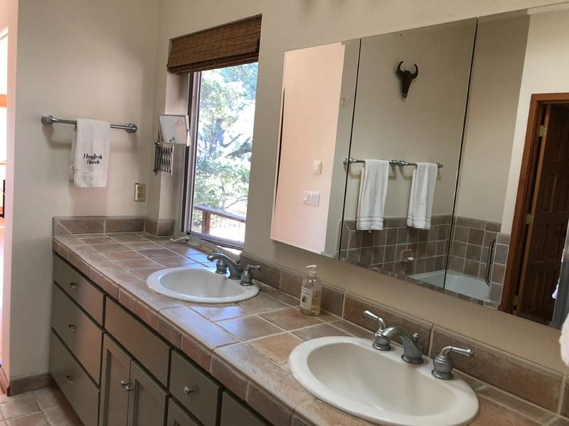 Furnished Finder property 404804_1 photo 13