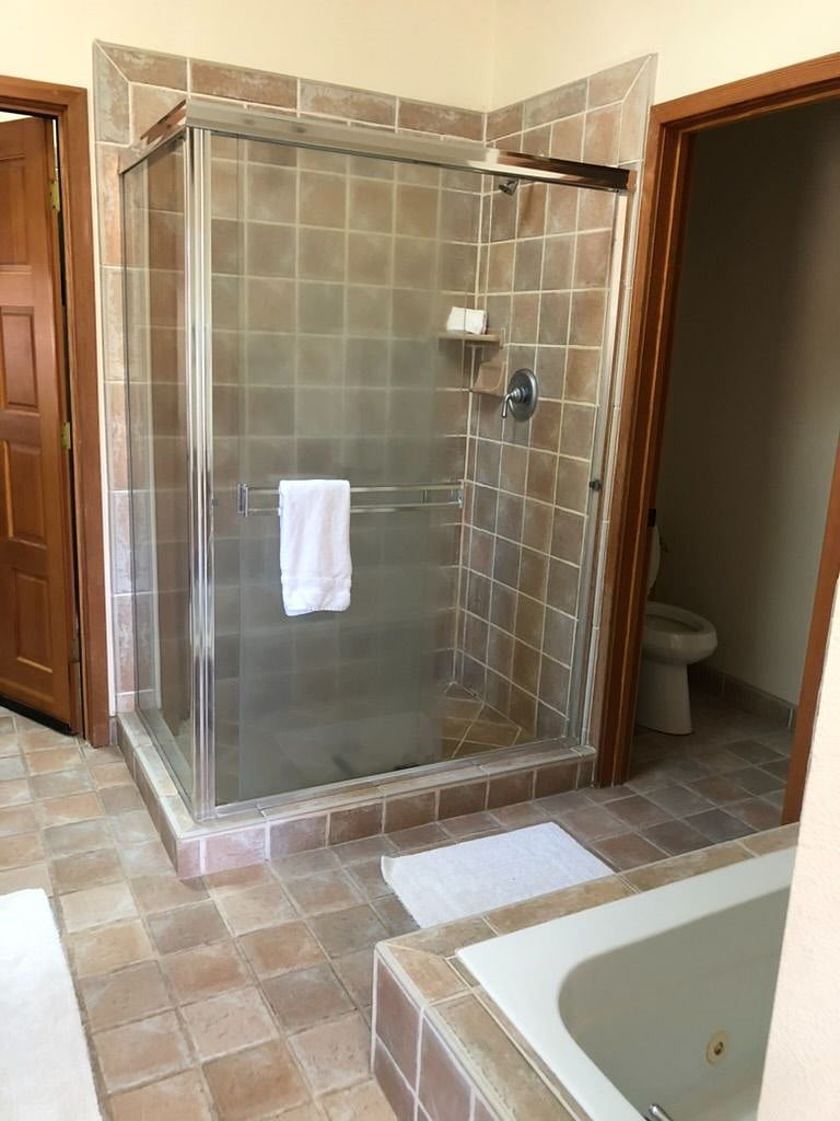 Furnished Finder property 404804_1 photo 14