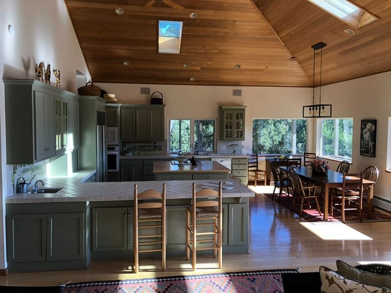 Furnished Finder property 404804_1 photo 16