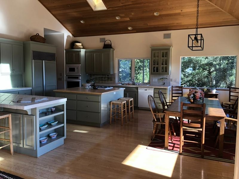 Furnished Finder property 404804_1 photo 20