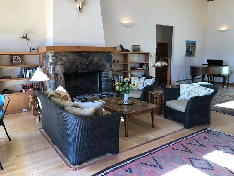 Furnished Finder property 404804_1 photo 24