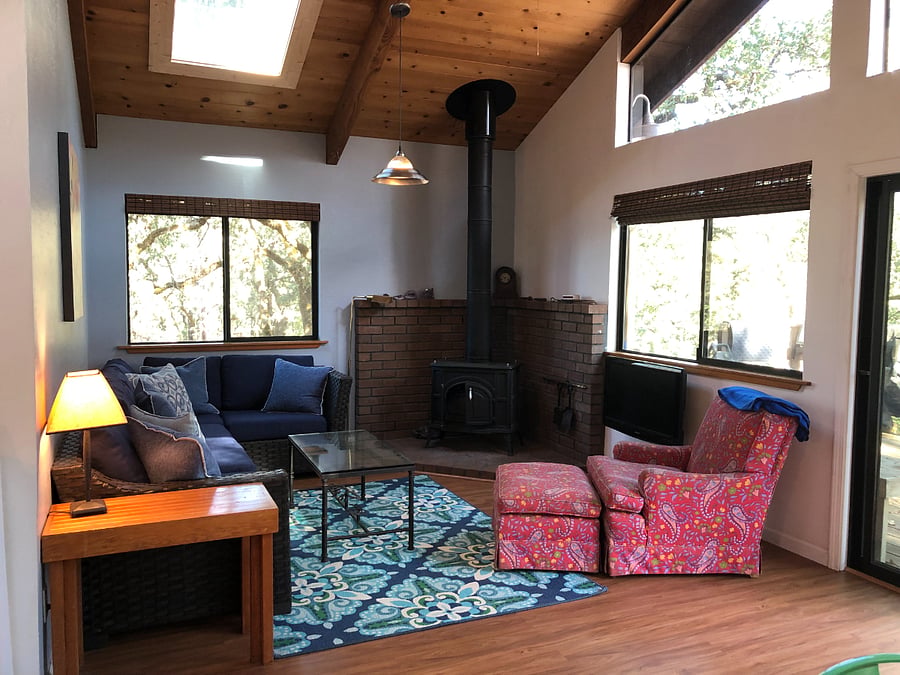 Furnished Finder property 404804_3 photo 5