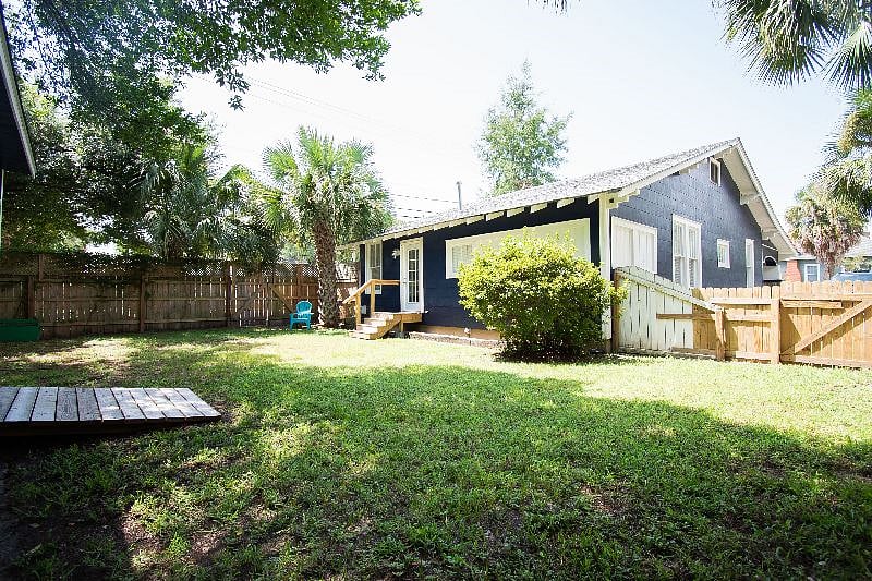 Furnished Finder property 404810_1 photo 15