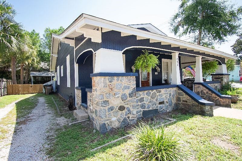 Furnished Finder property 404810_1 photo 20