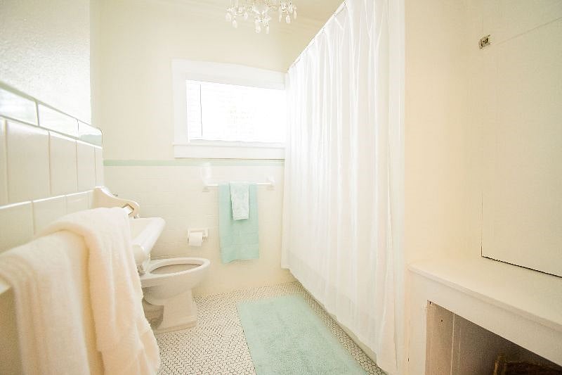 Furnished Finder property 404810_1 photo 31