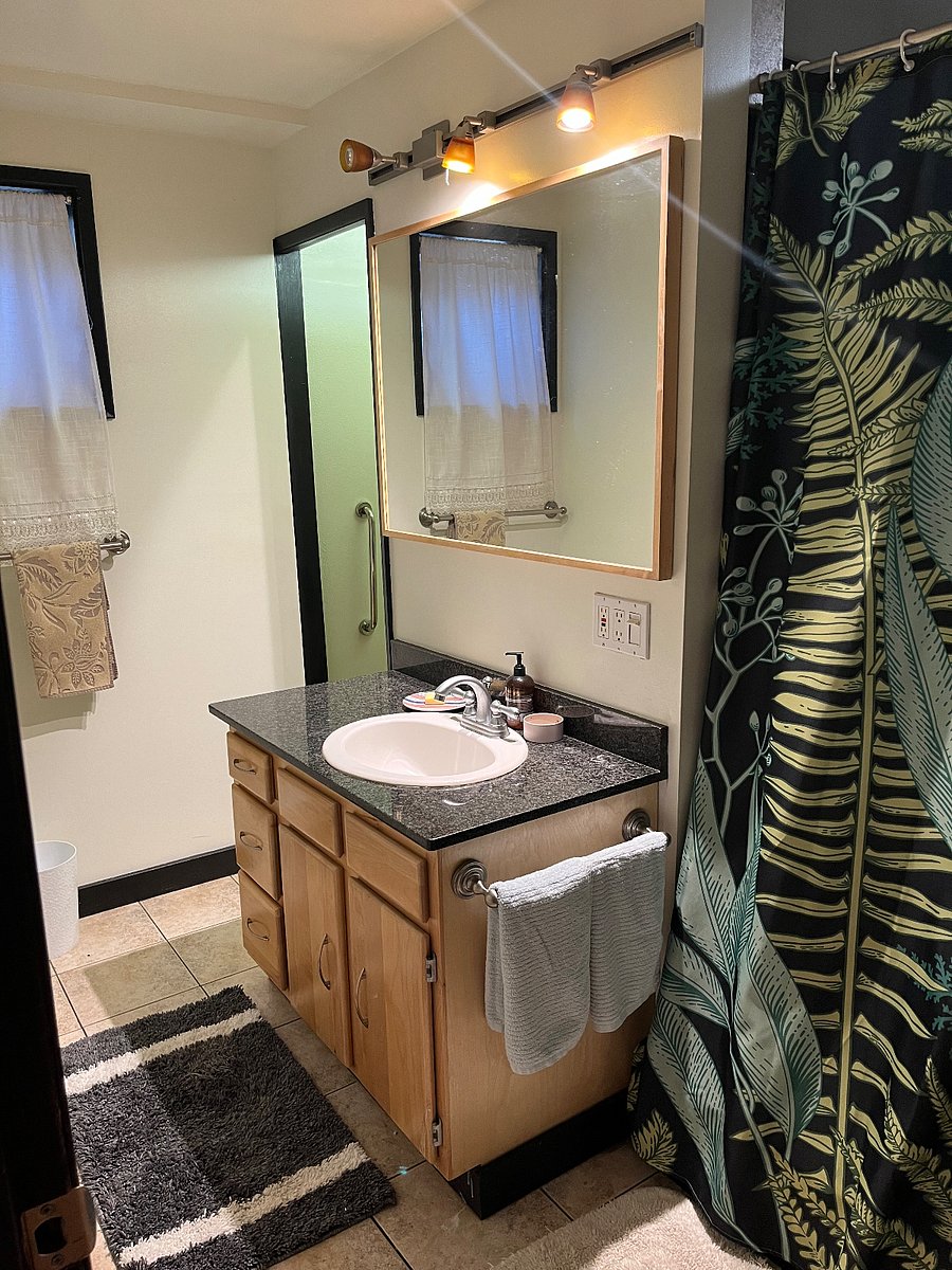 Furnished Finder property 404846_1 photo 11