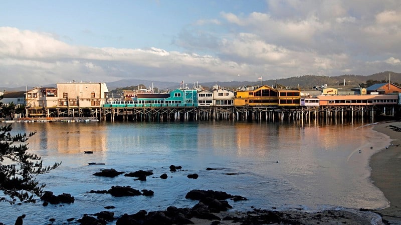 Old Fishermans Wharf - 5 minute bike ride away.
*beach cruiser and bike lock included during stay