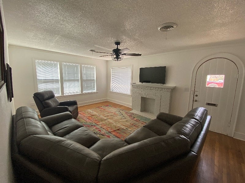 Furnished Finder property 404878_1 photo 3