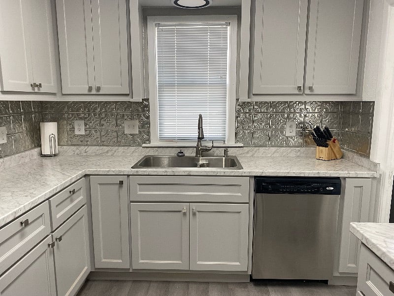 Furnished Finder property 404878_1 photo 17