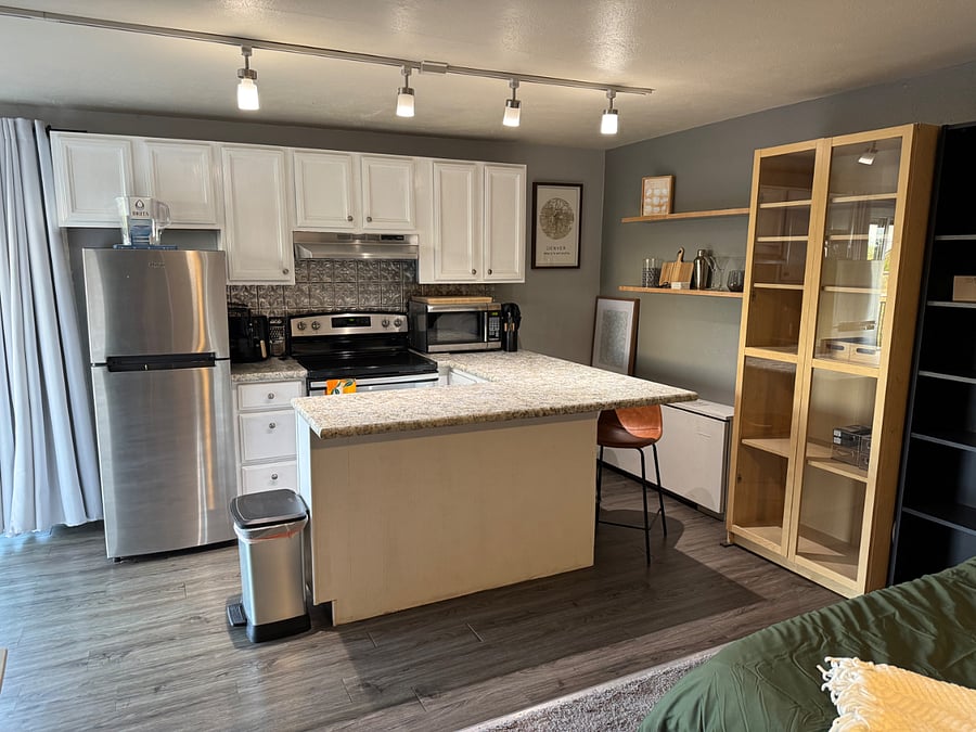Furnished Finder property 404894_1 photo 7