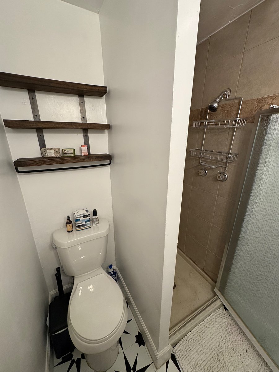 Furnished Finder property 404894_1 photo 16