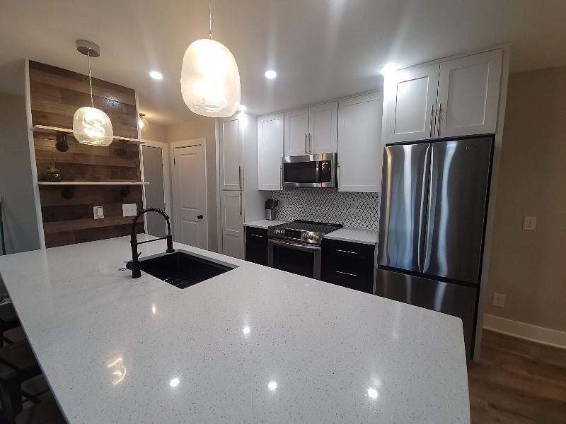 Furnished Finder property 404895_1 photo 9