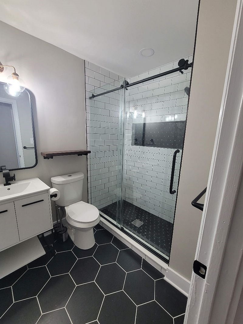 Furnished Finder property 404895_1 photo 10