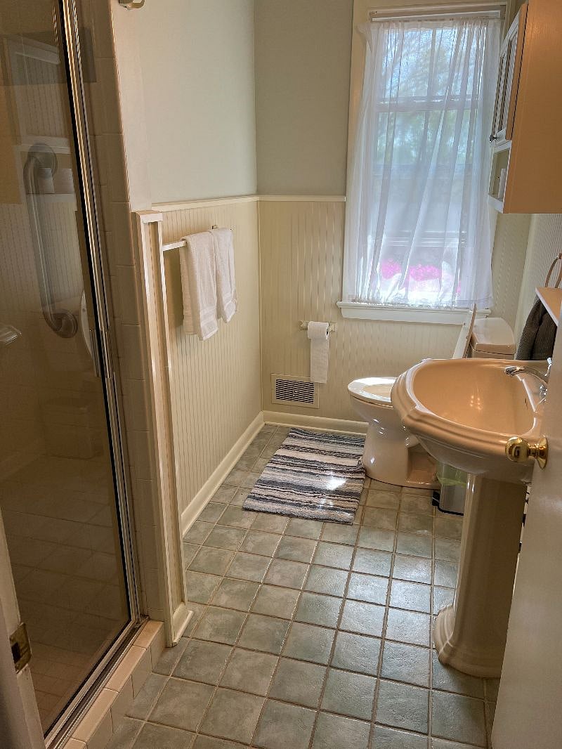 hallway bathroom upper unit