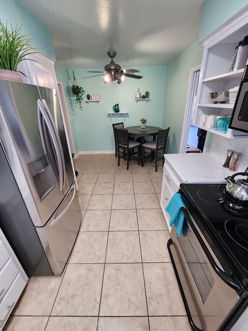 Furnished Finder property 404944_1 photo 14