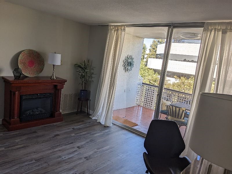 Furnished Finder property 404944_1 photo 36