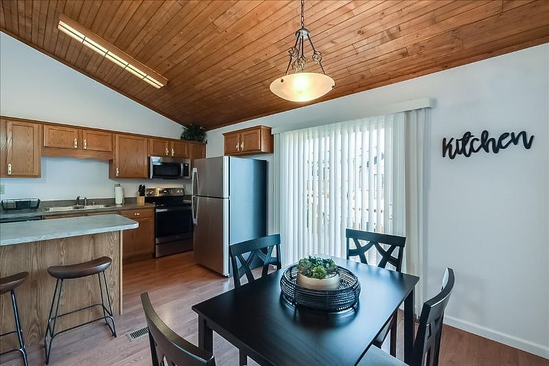 Furnished Finder property 404945_1 photo 9