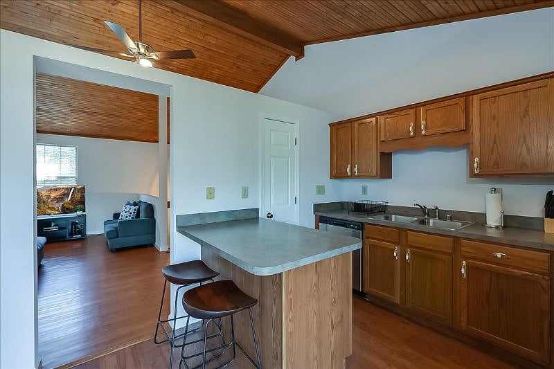 Furnished Finder property 404945_1 photo 10