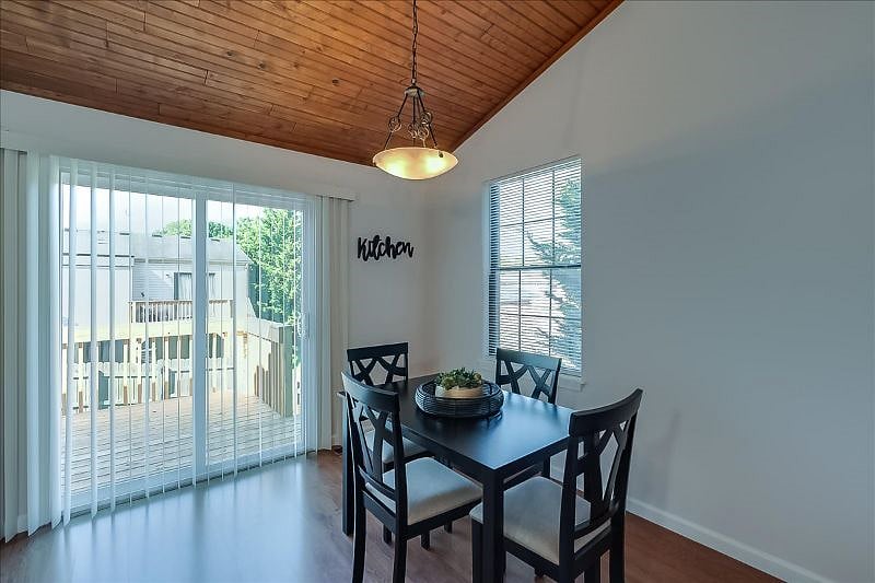 Furnished Finder property 404945_1 photo 13